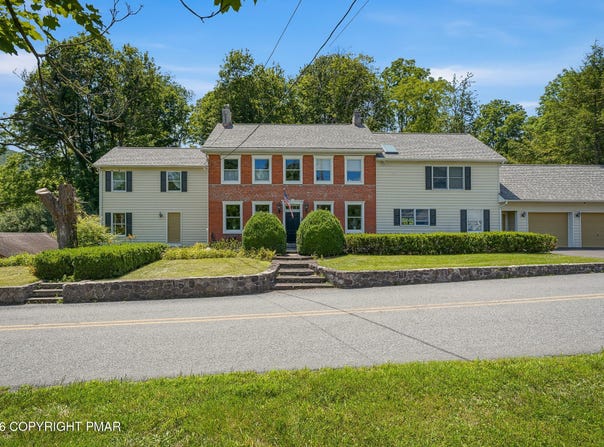 105 Fetherman Road, Stroudsburg, PA 18360