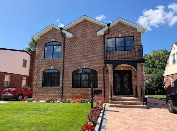 1519 New Hyde Park Drive, New Hyde Park, NY 11040