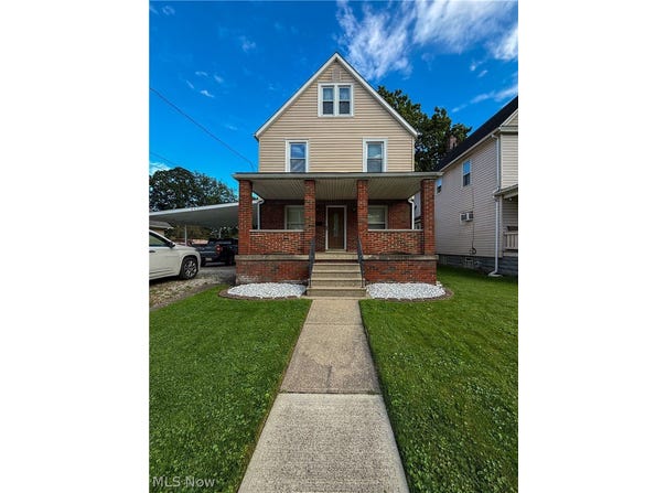 853 W River Road N, Elyria, OH 44035