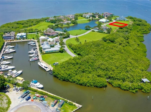 9260 E Marsh Island Drive, Vero Beach, FL 32963