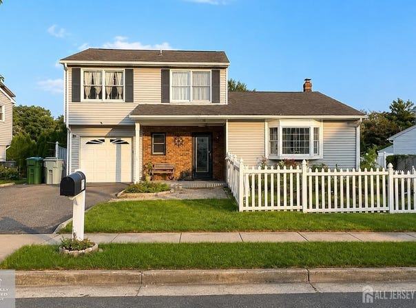 17 ridge Road, Edison, NJ 08817
