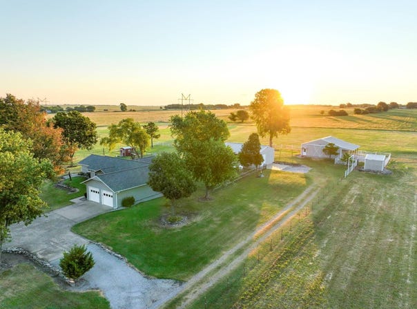 9321 S4110 Rd, Oologah, OK 74053