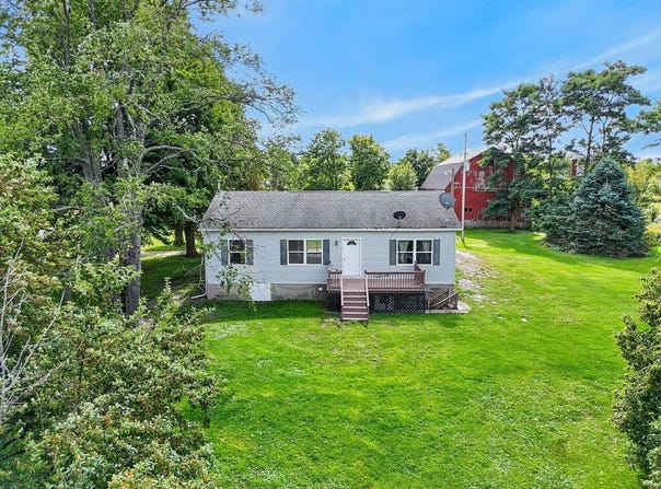 2325 Lumbermill Rd, Milan, PA 18831