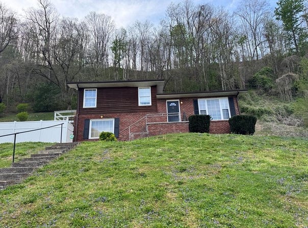 514 Cracker Bottom Road, Martin, KY 41649
