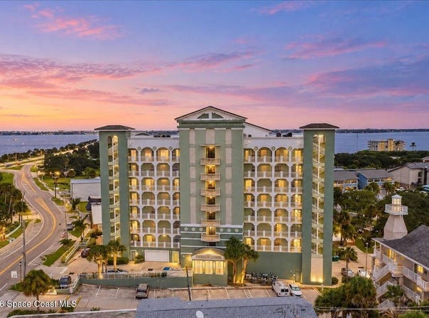 1211 E New Haven Avenue, Melbourne, FL 32901