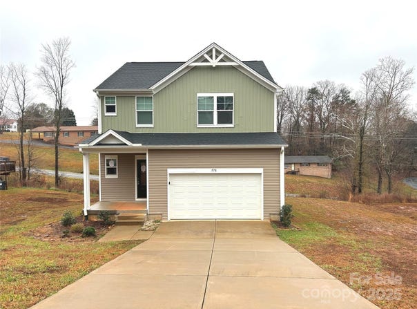 578 30th Avenue Circle NE, Hickory, NC 28601