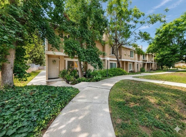 14344 Foothill, Sylmar, CA 91342