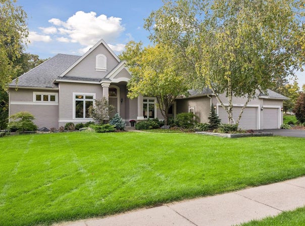 15316 Boulder Pointe Road, Eden Prairie, MN 55347
