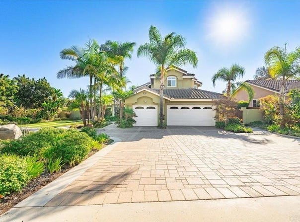 654 Cantara Ln, Vista, CA 92081