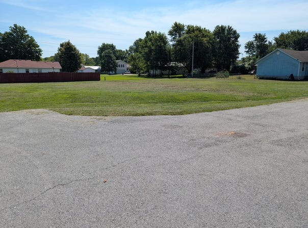 S Chustnut Street, Buffalo, MO 65622
