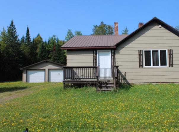 660 Station Road, Stacyville, ME 04777