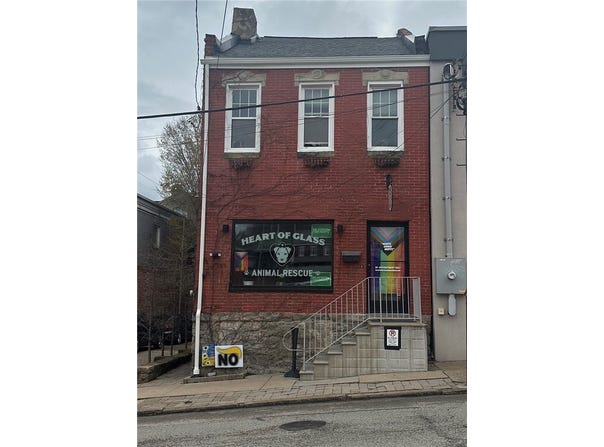 99 S 10th St, South Side, PA 15203