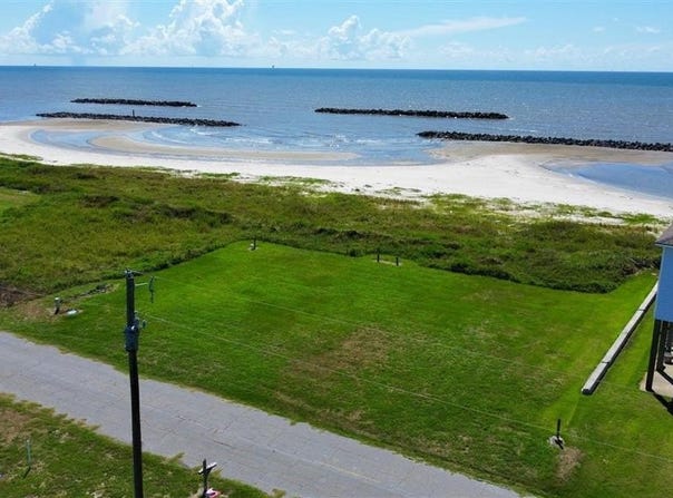117 White Cap Drive, Cameron, LA 70631