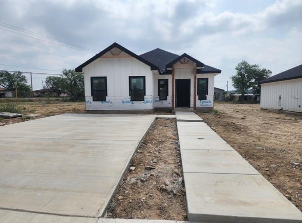 2786 RODRIGUEZ ST., Eagle Pass, TX 78852