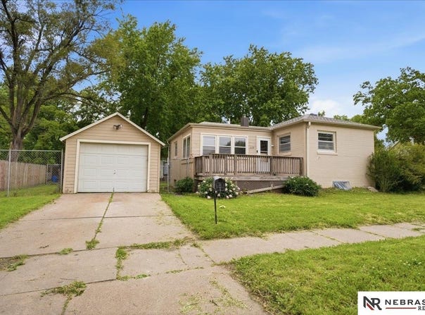 445 N L Street, Fremont, NE 68025