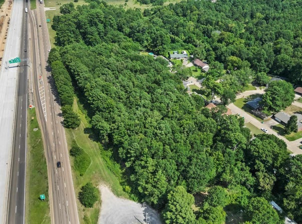 180 Ochsenbein Rd, Nash, TX 75569