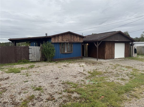 55 Thorn Street, Parkersburg, WV 26101