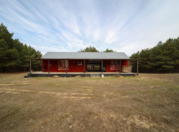 811 Polk Rd, Cove, AR 71937