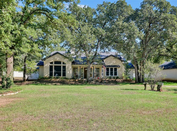 2020 Houston Road, Burleson, TX 76028