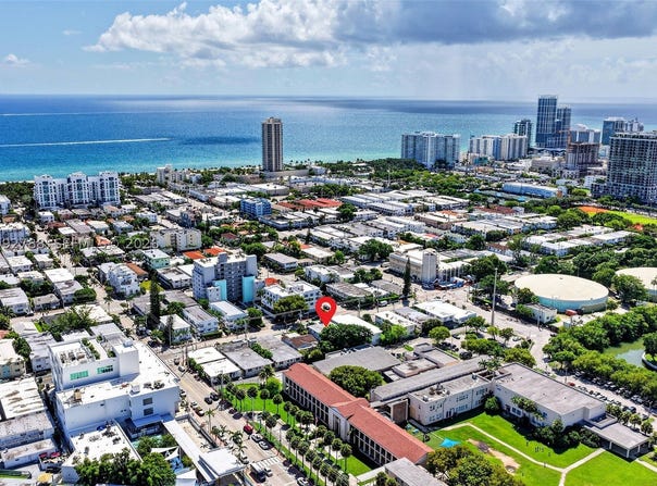 7610 Dickens Ave, Miami Beach, FL 33141