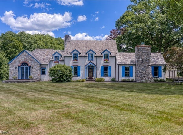 5227 Som Center Road, Solon, OH 44139
