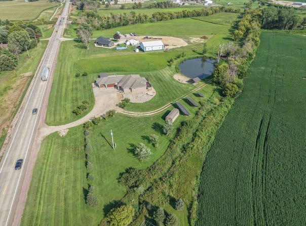 515 W Park St, Sheldon, IA 51201