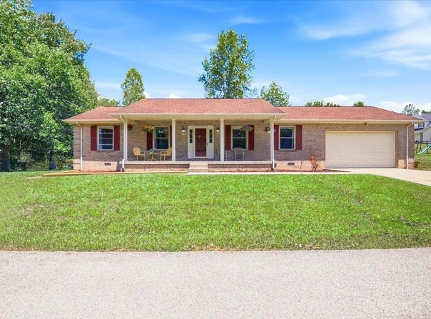 220 Sandy Hills Lane, Corbin, KY 40701