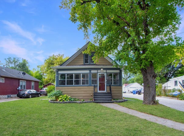 1213 14th Street S, Fargo, ND 58103