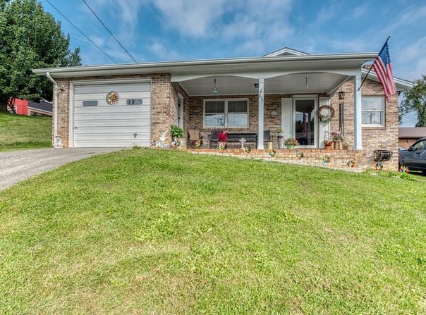 815 N Main, Marion, VA 24354
