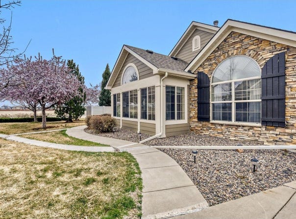 2473 Santa Fe Dr, Longmont, CO 80504