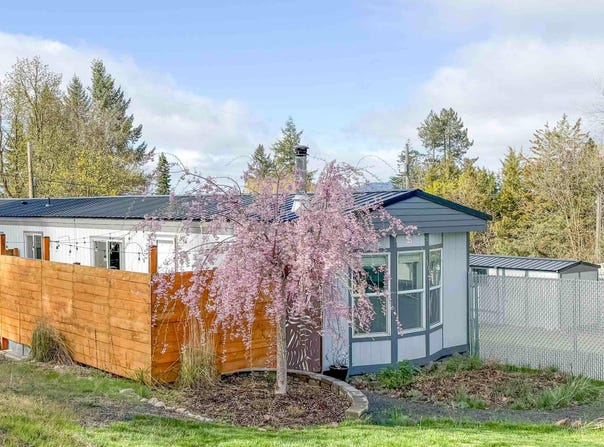245 E Houghton st, Palouse, WA 99161