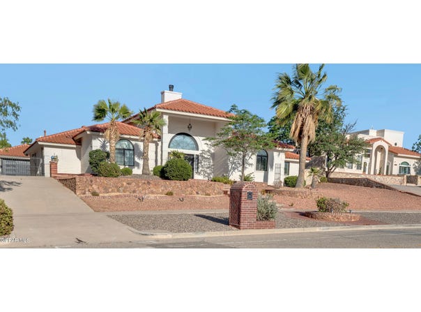1386 LOMA VERDE Drive, El Paso, TX 79936