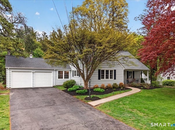 54 Jackson Road, Hamden, CT 06517