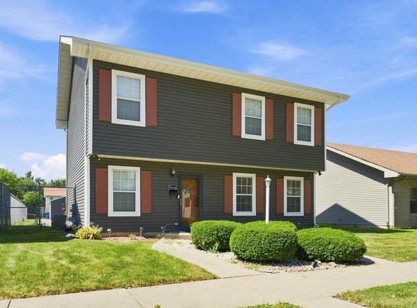 15216 Myrtle Avenue, Harvey, IL 60426