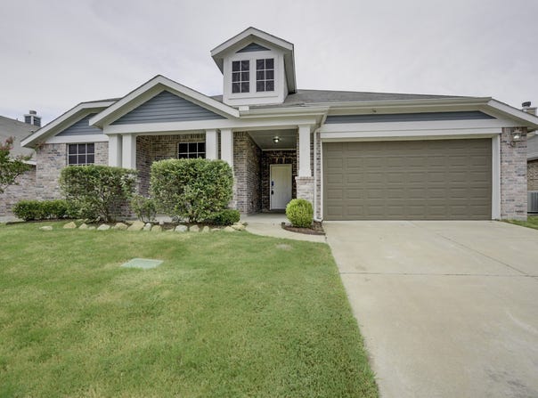 2006 Enchanted Rock Drive, Forney, TX 75126