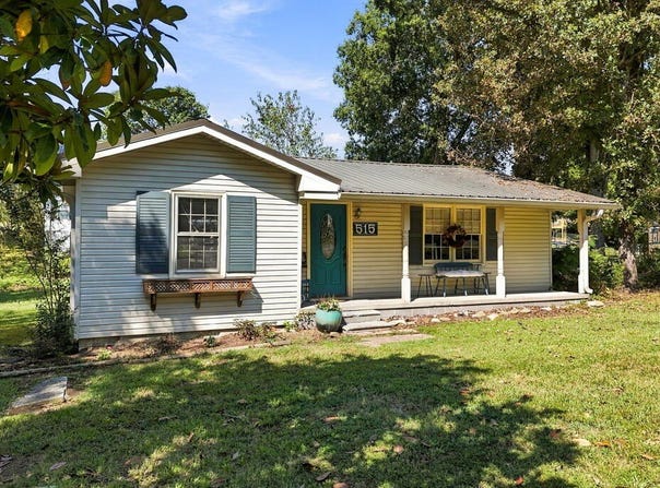 515 S 5th Avenue, Chatsworth, GA 30705
