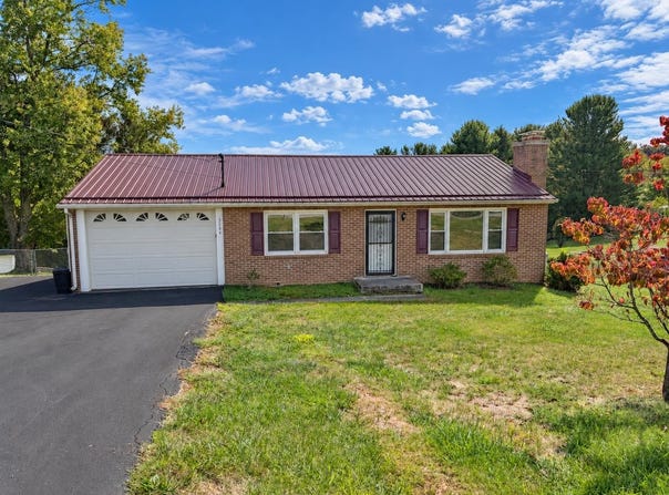3694 May Street, Pulaski, VA 24301