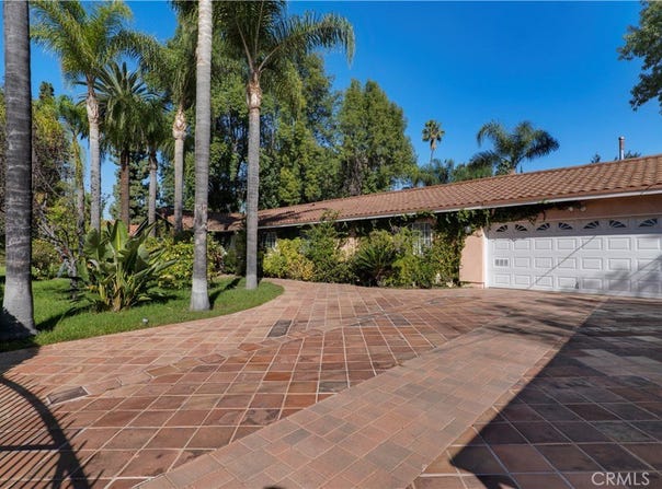 8644 Jellico, Sherwood Forest, CA 91325
