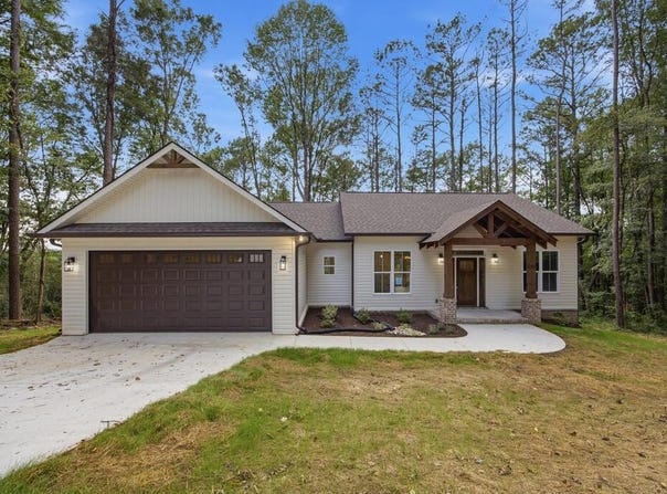 299 Eaglebend Drive, Cohutta, GA 30710