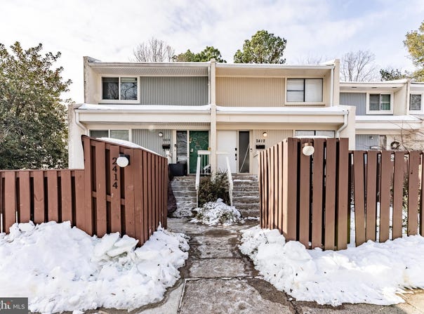 2412 SOUTHGATE Square, RESTON, VA 20191