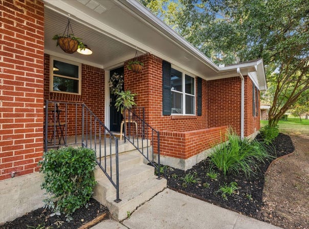 1912 Whippoorwill Lane, Denton, TX 76205