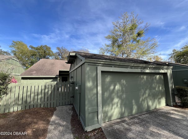 162 Pine Cone Trail, Ormond Beach, FL 32174