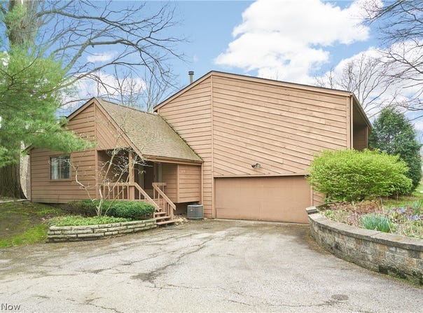 171 Granger Road, Medina, OH 44256