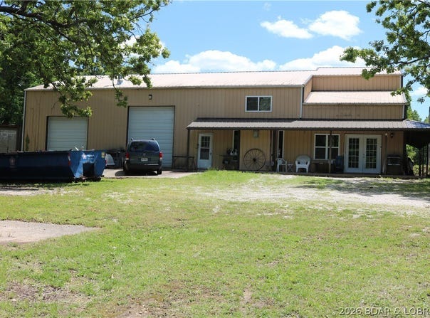 1202 Hwy O, Laurie, MO 65037