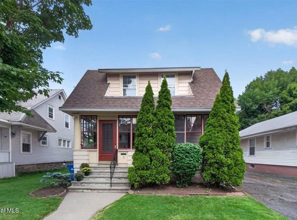 3 Sard Road, Albany, NY 12209