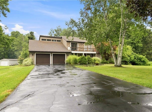 135 Ridgeway Estates, Rochester, NY 14626