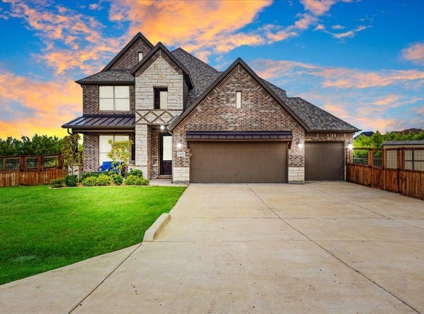 1035 Hickory Lane, Howe, TX 75459