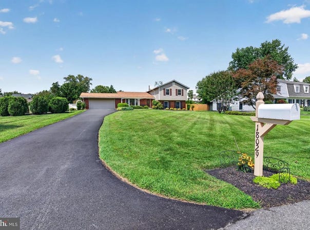 18029 LAFAYETTE DR, OLNEY, MD 20832