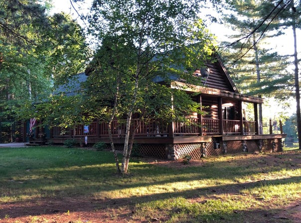1255 GANDER DR, Eagle River, WI 54521