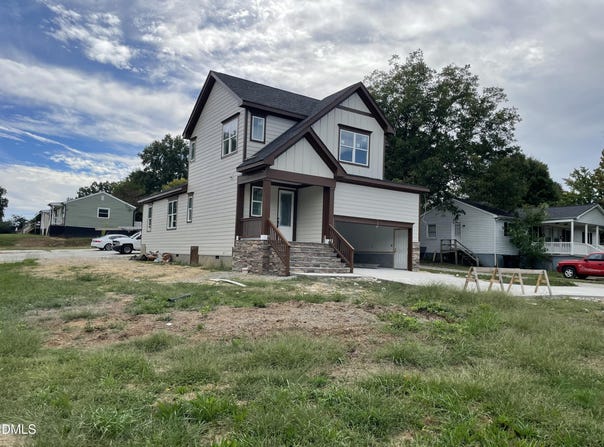 1509 Vaughn Road, Burlington, NC 27217